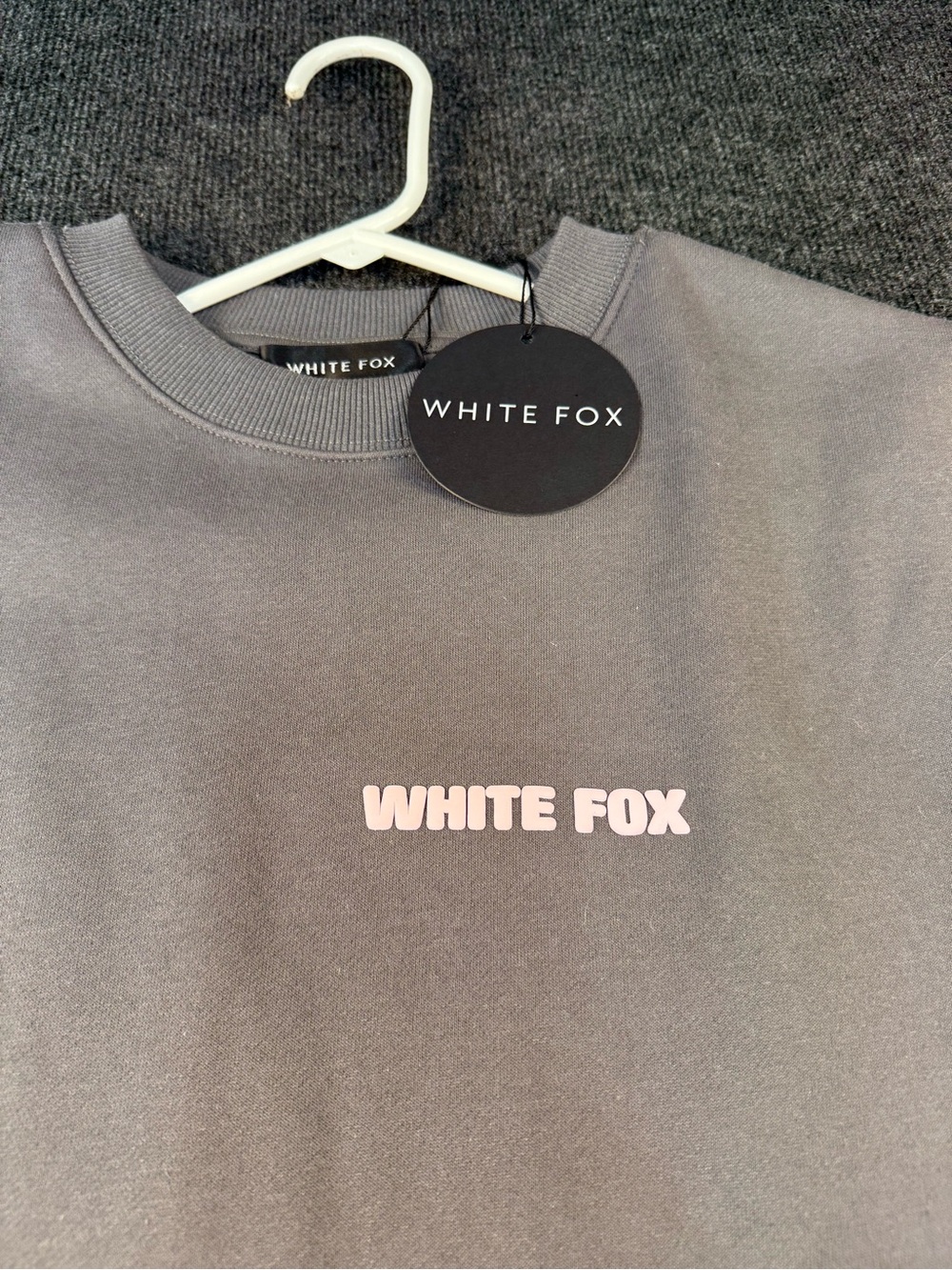Season 7 Gray Crewneck White Fox Crewneck with Pink Logo xxs xs - Picture 4 of 6